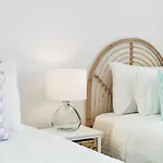 St Tropez Treasure - A Dazzling Beachside Resort Gem