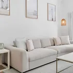 St Tropez Treasure - A Dazzling Beachside Resort Gem